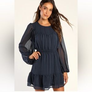 Lulus Navy Blue stripped puff sleeve ruffled dress. XS